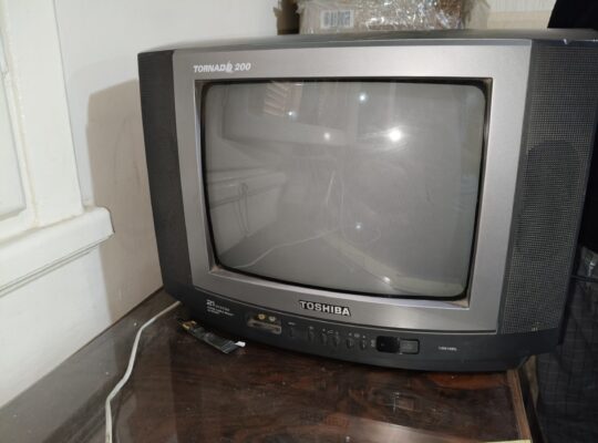 14 inches Toshiba