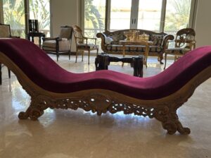chaise lounge