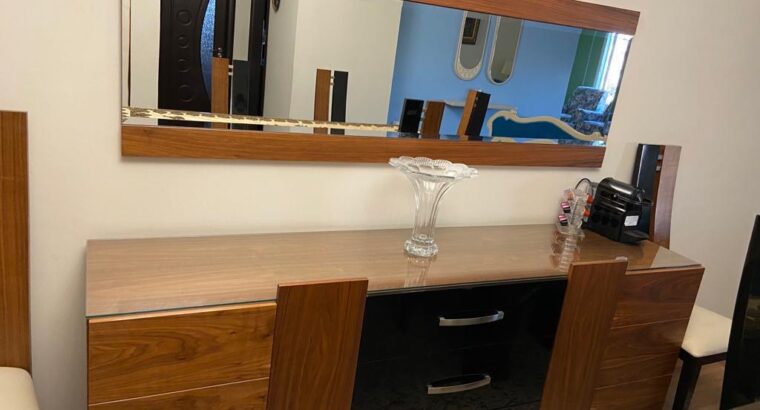 Dinning table